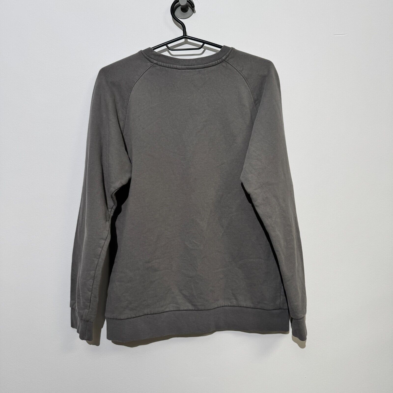 Adidas × Vintage Vintage Adidas Unisex Gray Cotton Crewneck Size S Gosha YZY Size US S / EU 44-46 / 1 - 9 Thumbnail