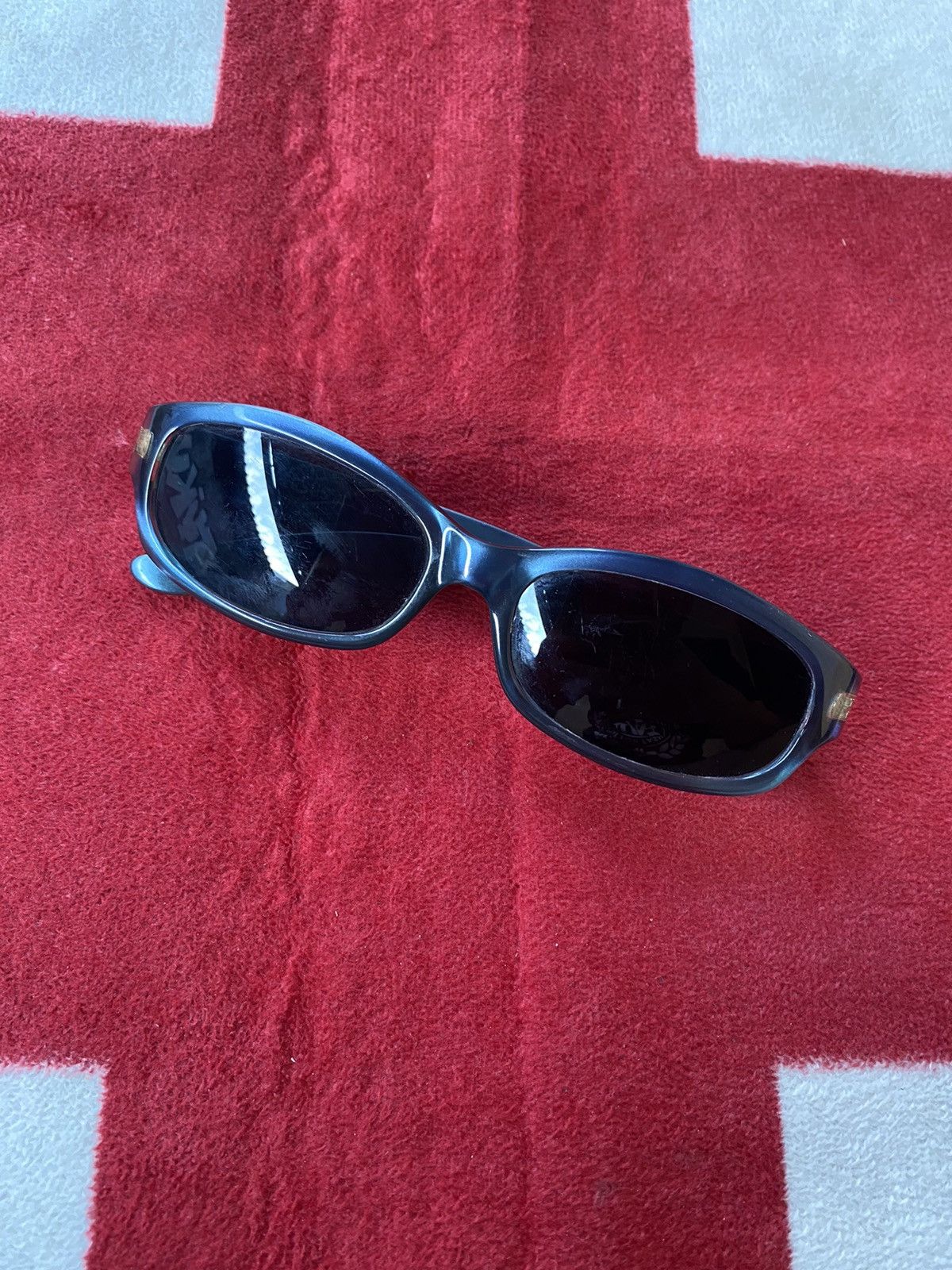 Designer × Versus Versace × Vintage Sunglasses Versus Gianni Versace Size ONE SIZE - 1 Thumbnail