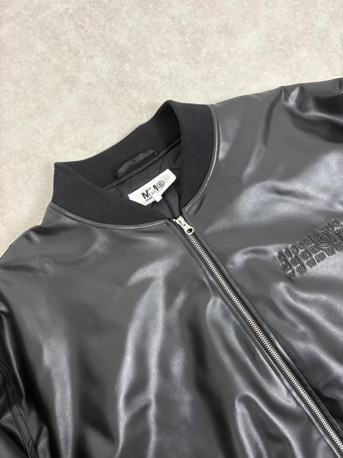 Maison Margiela FW2023 Maison Margiela Black Bomber Jacket Faux Leather Calendar Emboss Size XL Size US XL / EU 56 / 4 - 5 Thumbnail