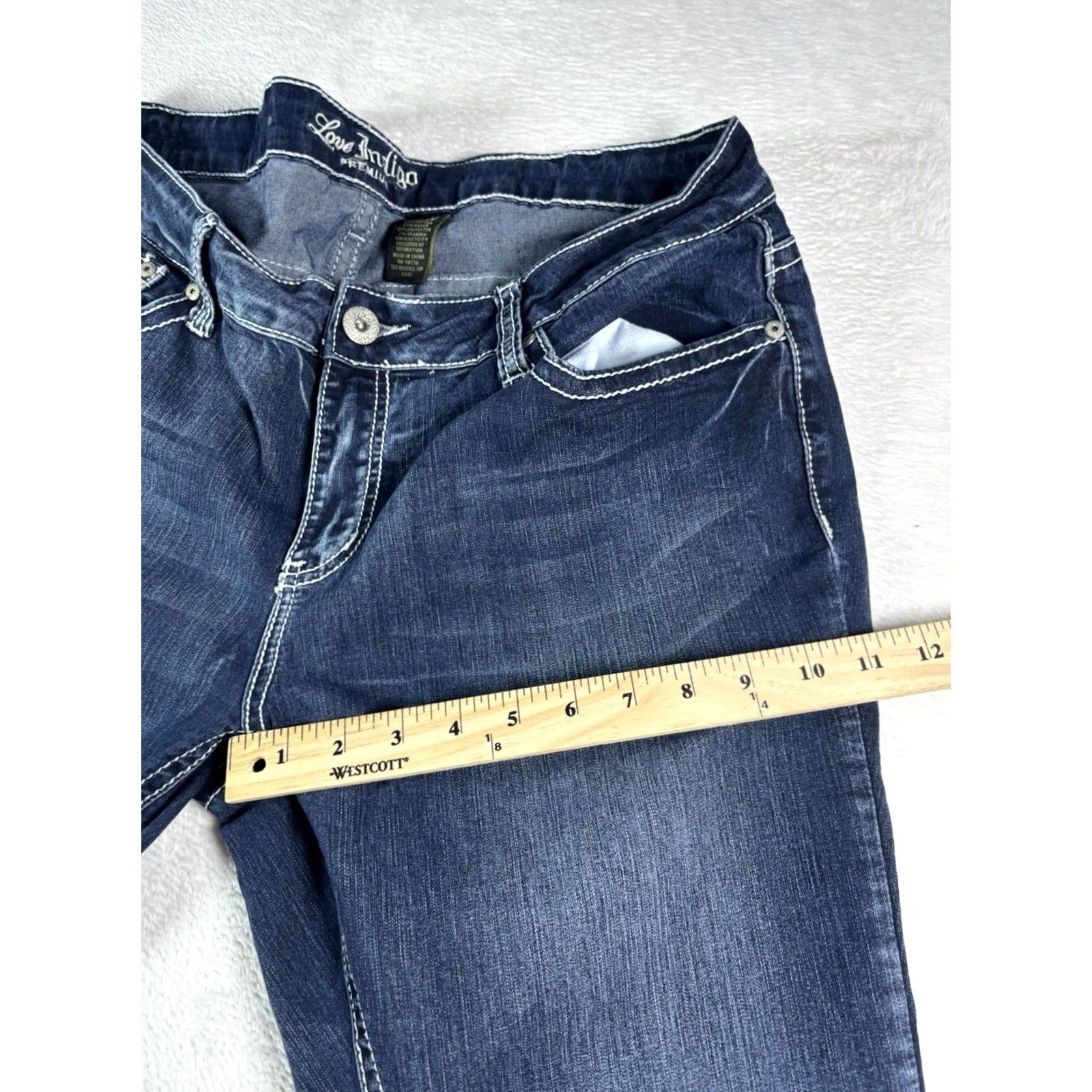 Vintage Love Indigo Premium Jeans Women's Jeans Cropped Dark Wash Embroidered Size 16W Mid Rise 5-Pocket Blue Denim Size 38" / US 16 / IT 52 - 6 Thumbnail