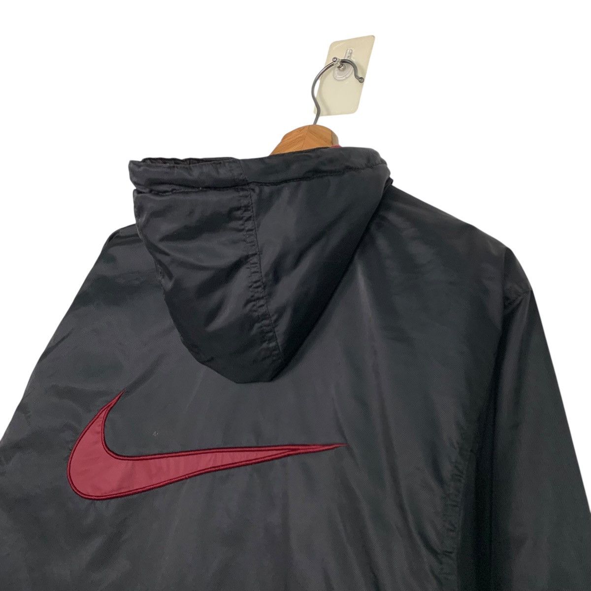 Nike Vtg Nike Swoosh Big Logo Windbreaker Jacket Size US S / EU 44-46 / 1 - 7 Thumbnail
