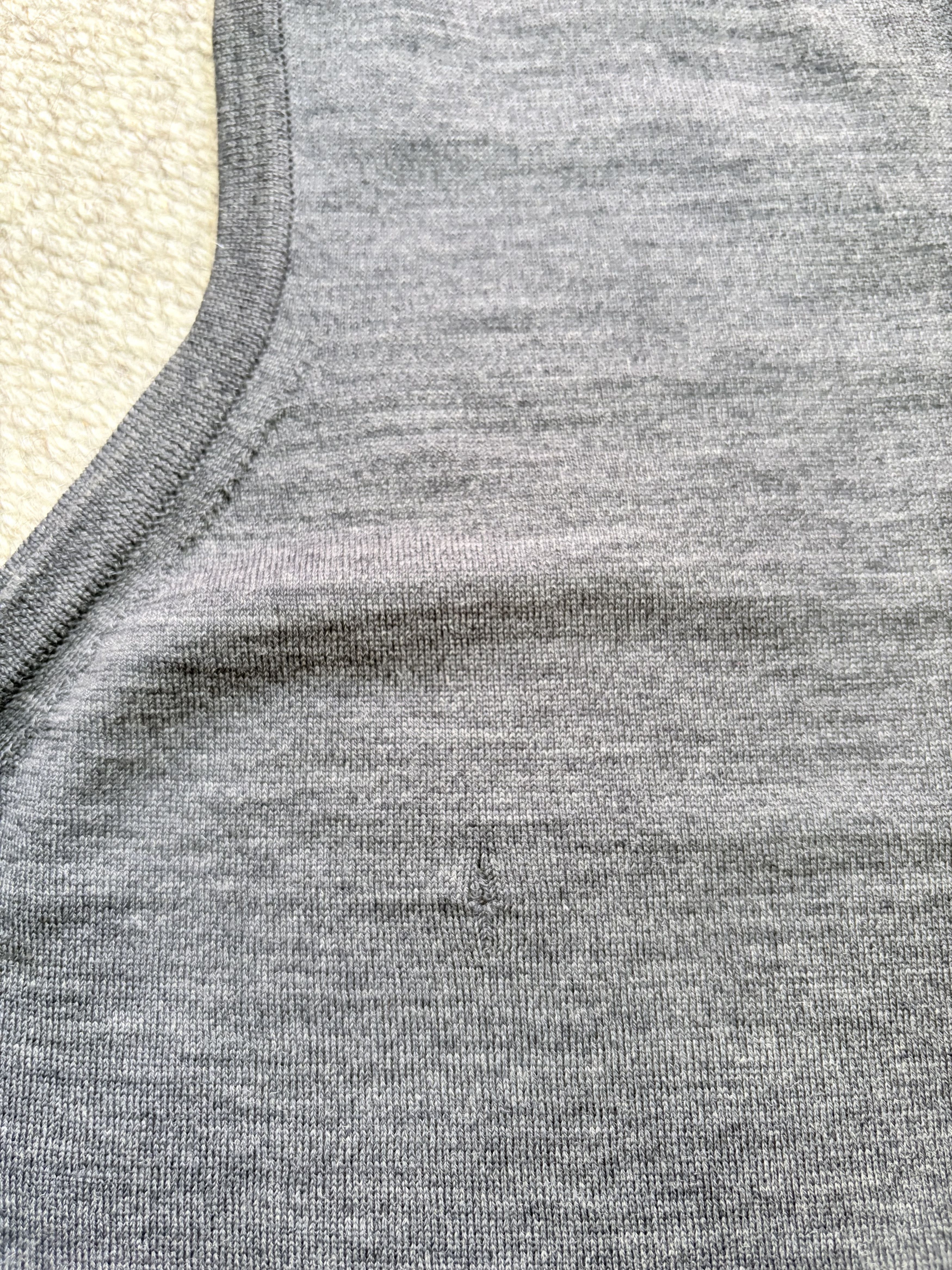 Burberry Burberry London Wool Knit Vest – Charcoal Grey / Size S Size US S / EU 44-46 / 1 - 5 Thumbnail