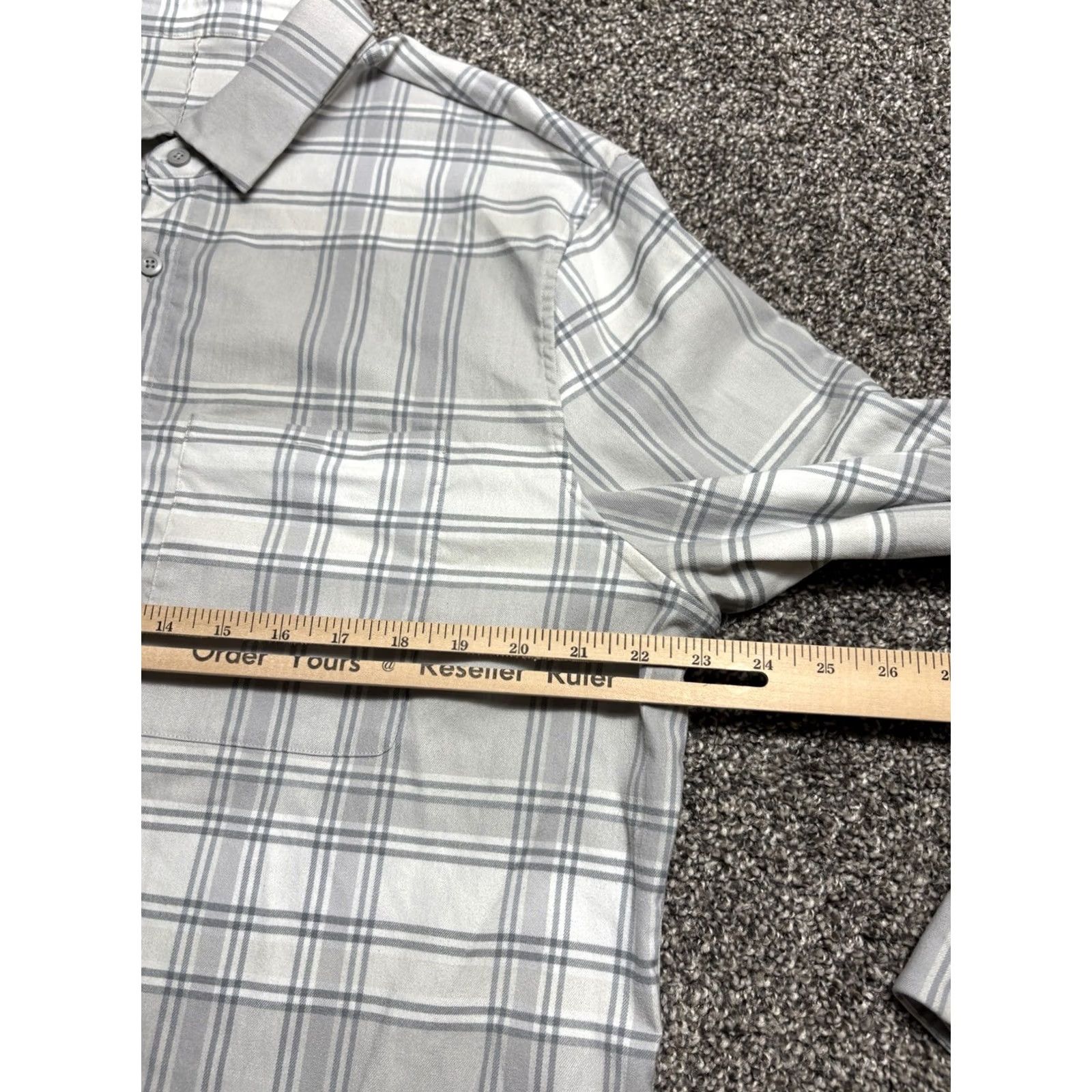 Lululemon Lululemon Flannel Shirt Mens Large Gray Blue Plaid Button Up Size US L / EU 52-54 / 3 - 5 Thumbnail