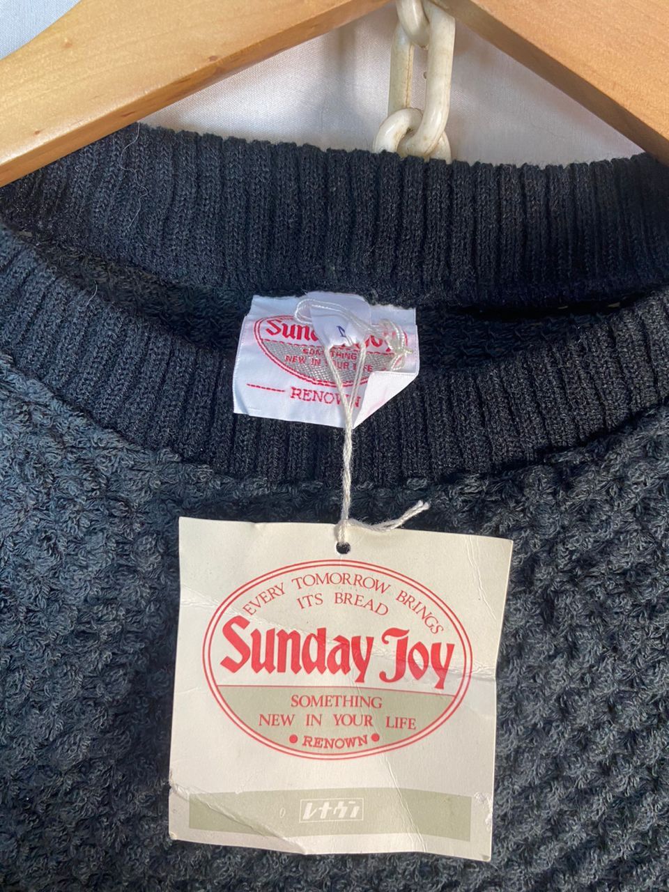Japanese Brand Vintage Sunday joy knit sweatshirt Size US S / EU 44-46 / 1 - 4 Thumbnail