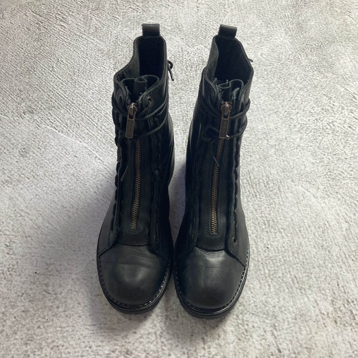 Calvin Klein 🚀NEED GONE🚀 CALVIN KLEIN Leather Front Zipper Boots Archive Size US 7 / EU 40 - 3 Thumbnail