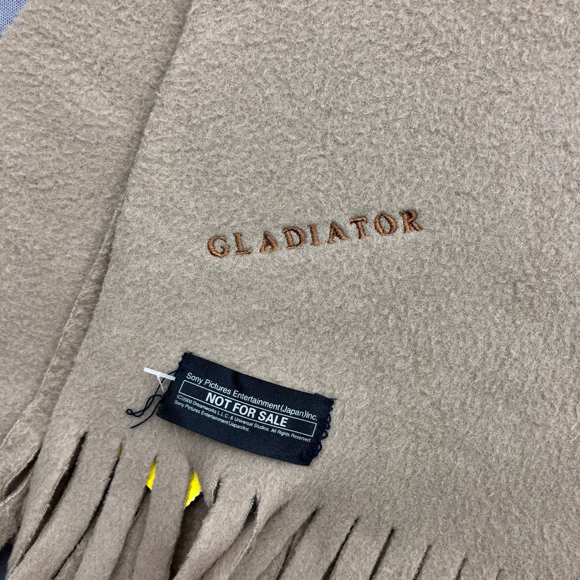 Vintage Vintage 2000s Gladiator by Sony Pictures Scarf Wool Scarves Size ONE SIZE - 4 Thumbnail