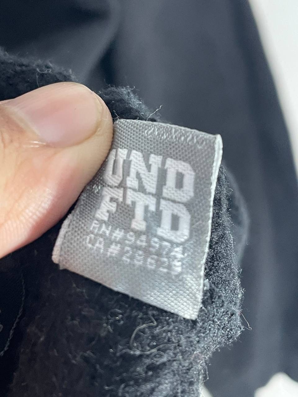 Undefeated Undefeated nice design Size US M / EU 48-50 / 2 - 8 Thumbnail
