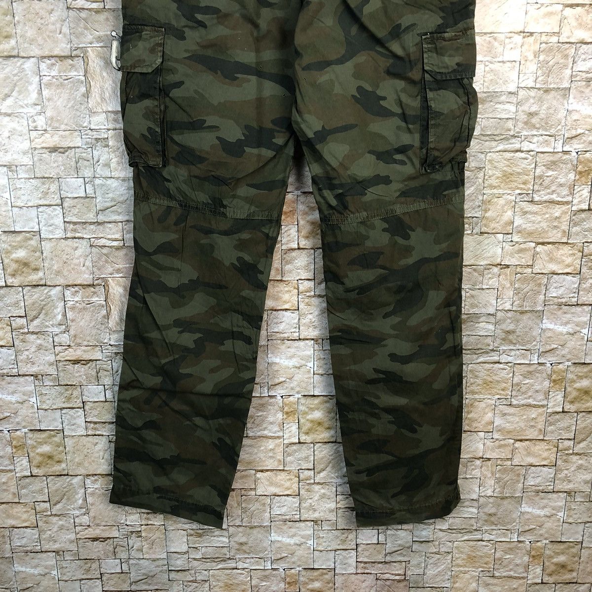 LOWRYS FARM Lowrys Farm Pantera Camo Green Cargo Multipocket Pants #A592 Size US 31 - 17 Thumbnail
