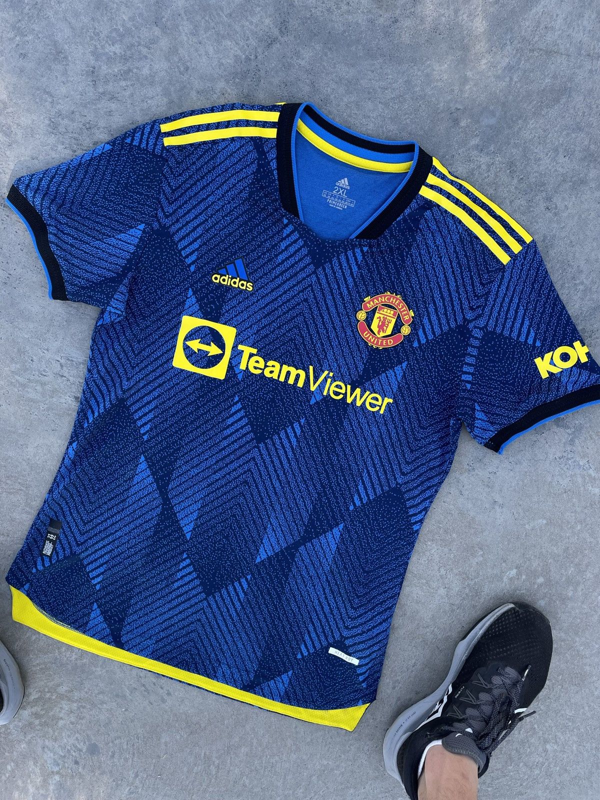 Vintage Manchester United 2022 Soccer Jersey Home Y2k Blokecore Size US L / EU 52-54 / 3 - 2 Thumbnail