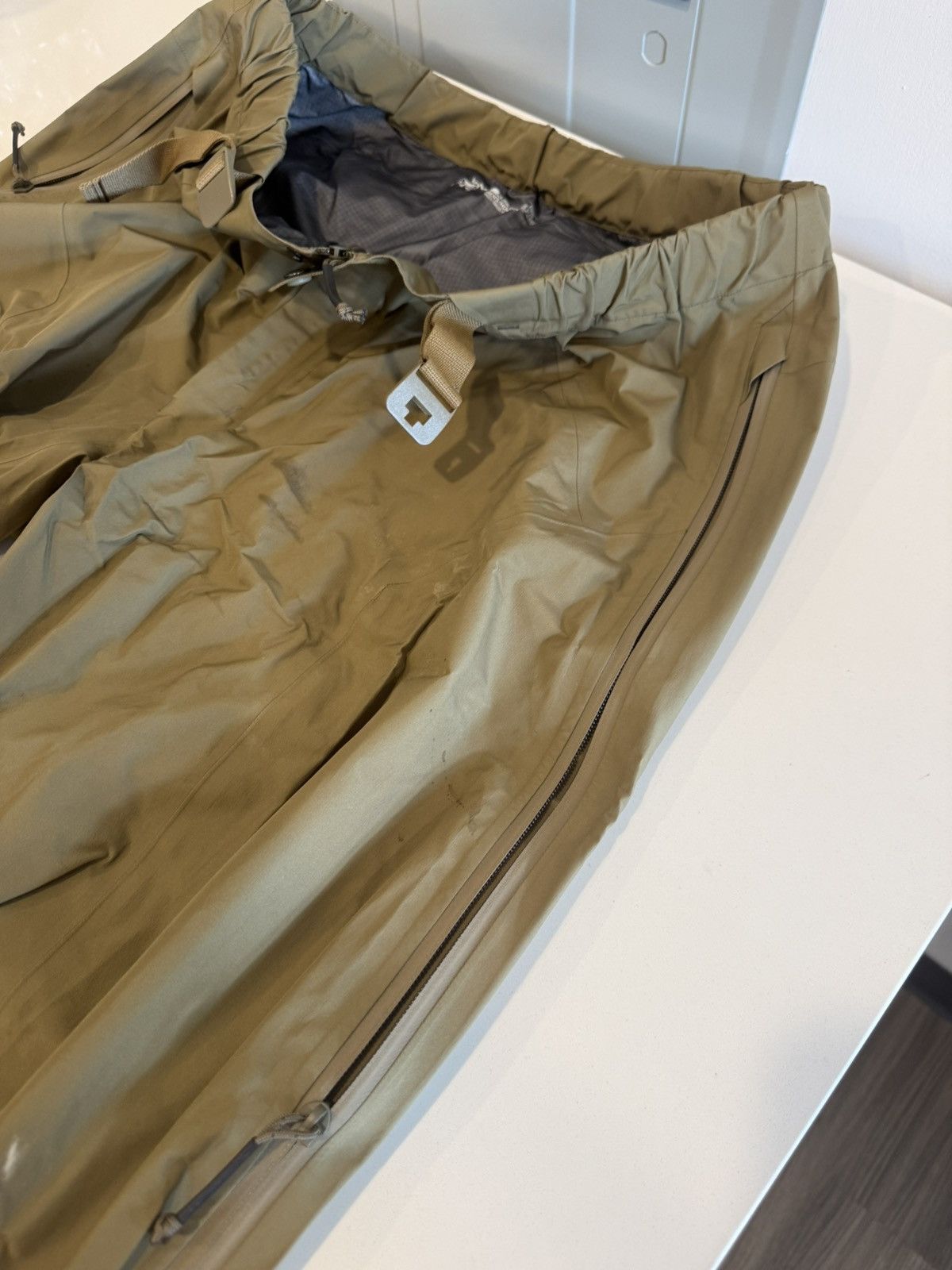 Arc'teryx Arc’teryx LEAF Alpha LT Pant Gen 2.2 (GORE-TEX Shell) Size US 38 / EU 54 - 3 Thumbnail