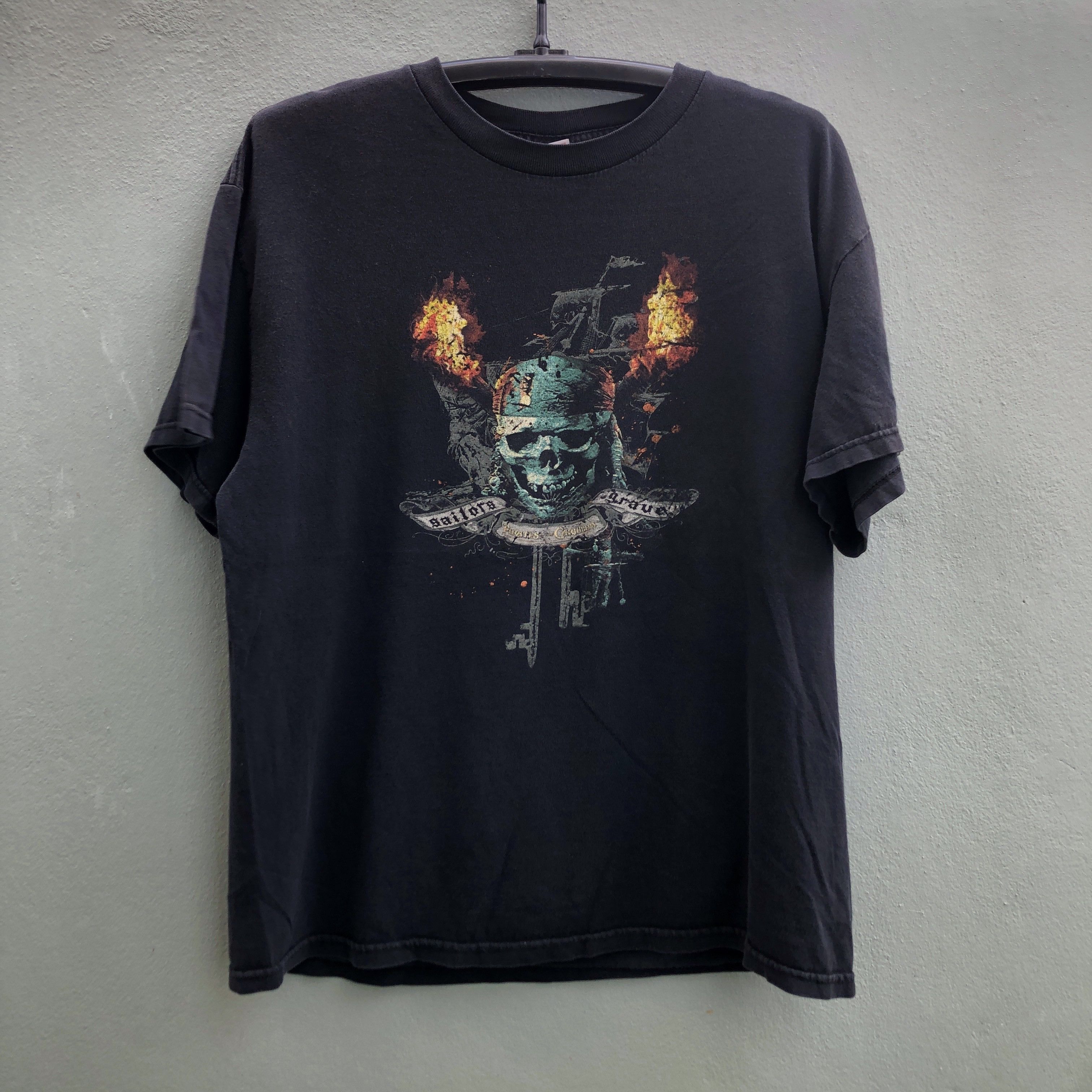 Disney Y2K Disney Pirates of the Carribbean Tee L Size US L / EU 52-54 / 3 - 3 Thumbnail