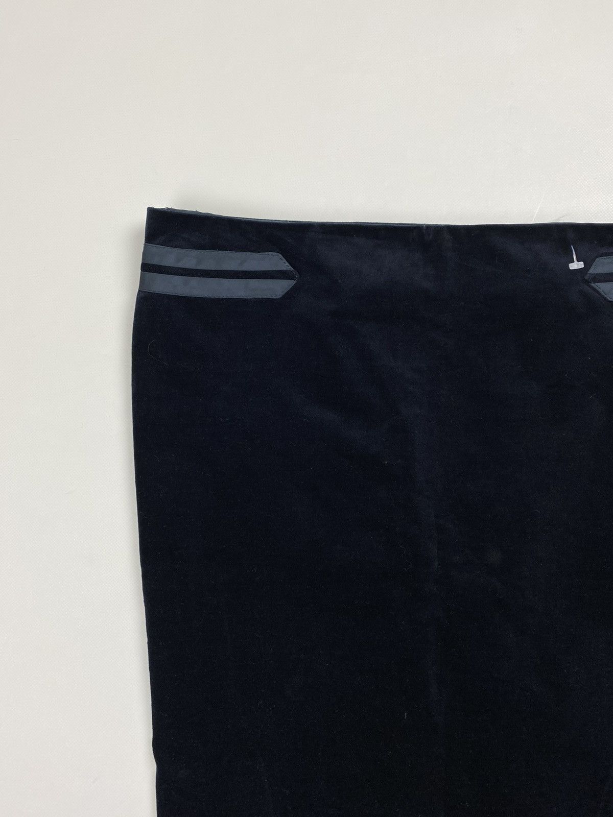 Gucci Gucci By Tom Ford Vintage 2005 Ladies Velour Pencil Skirt Size 32" / US 10 / IT 46 - 7 Thumbnail