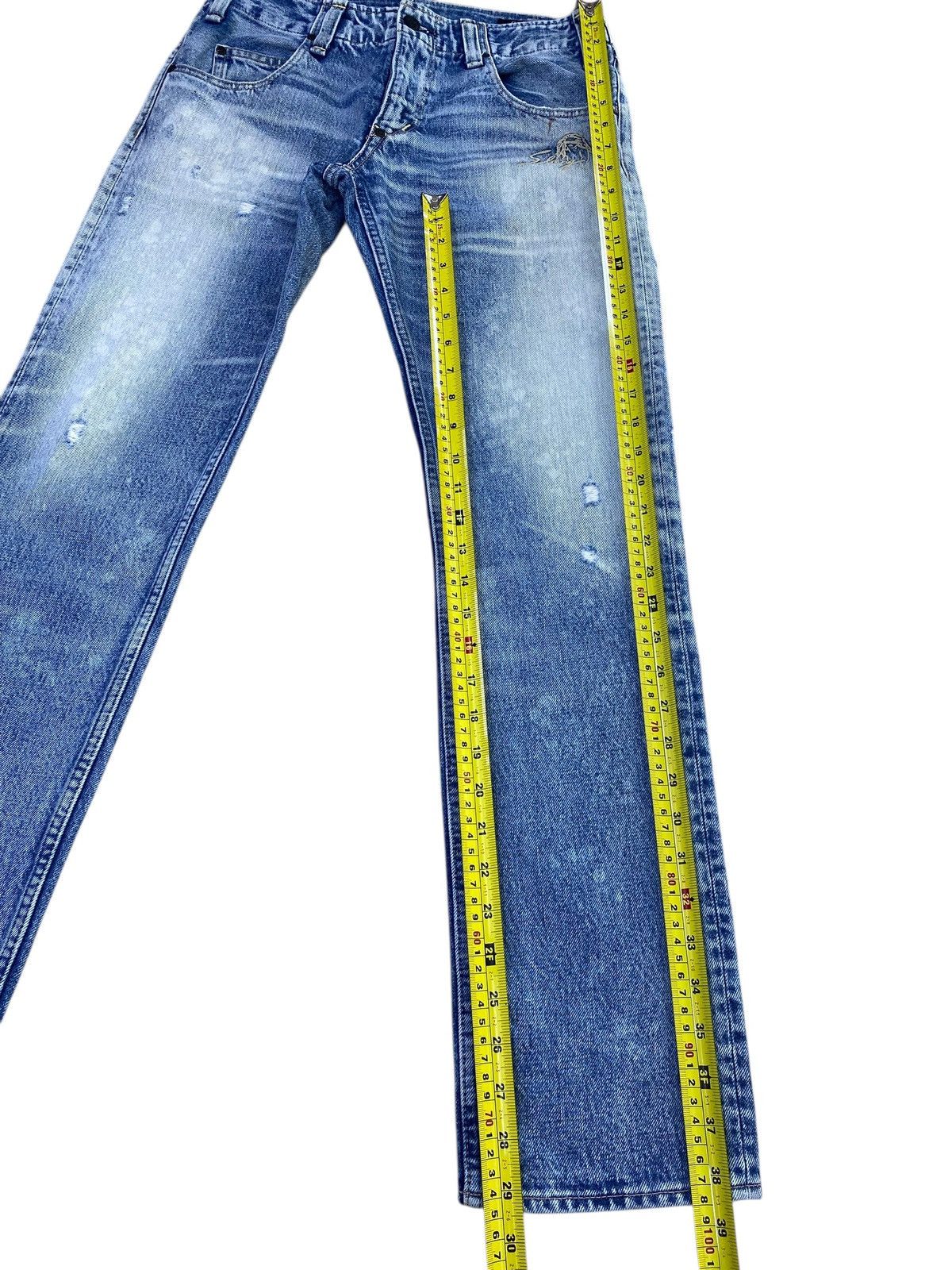 Japanese Brand Japanese Brand Light Wash Style Skinny Jeans Size US 28 / EU 44 - 8 Thumbnail