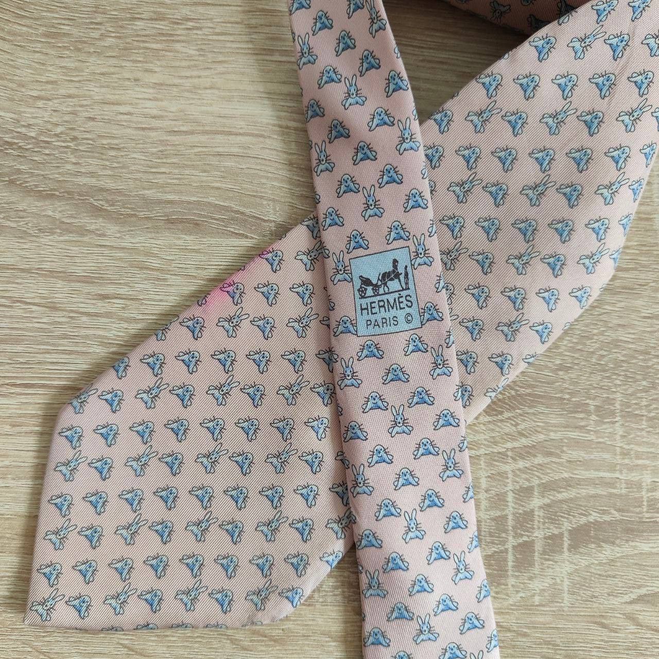 Hermes Hermes Paris Silk Tie 5272 SA Animals Pink Size ONE SIZE - 3 Thumbnail
