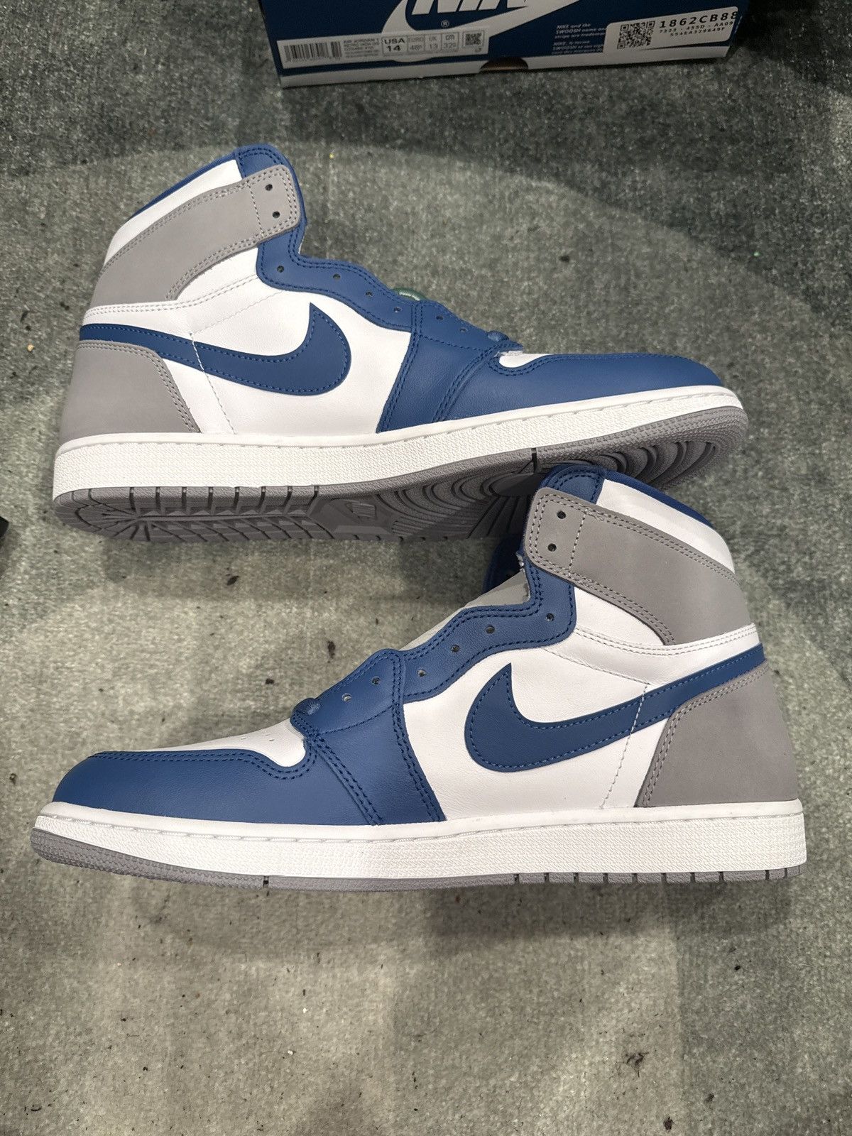 Jordan Brand Jordan 1 Retro High OG True Blue Size US 14 / EU 47 - 7 Thumbnail