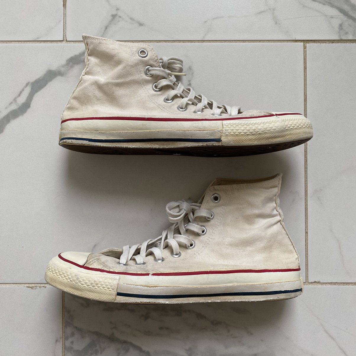 Vintage Vintage 1990s 90s Converse Chuck Taylor Hi Tops Men’s Size 8 ...