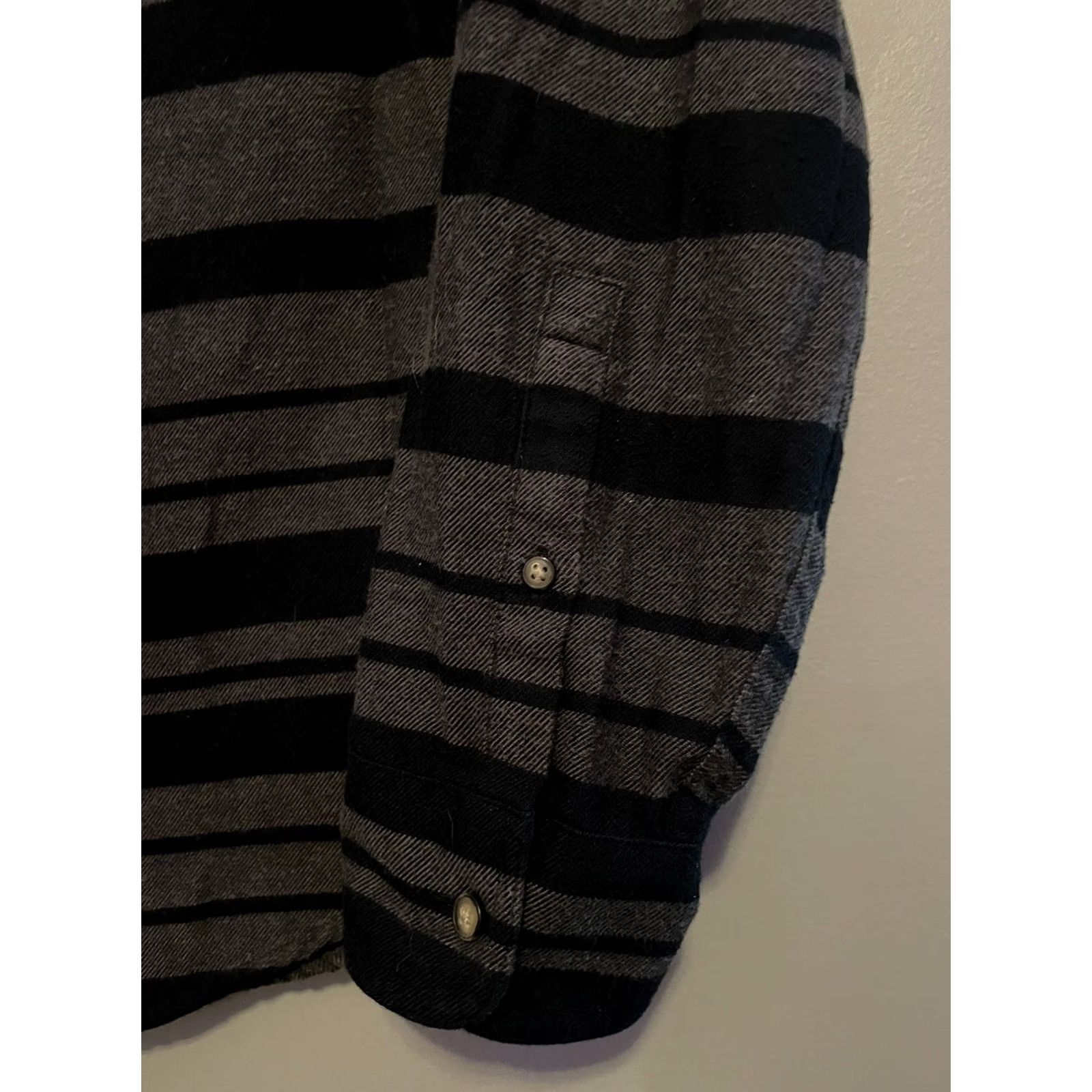 Original Penguin Original Penguin Shirt Men M Button-Down Short Sleeve Black Check 100% Cotton Modern Look Size US M / EU 48-50 / 2 - 5 Thumbnail
