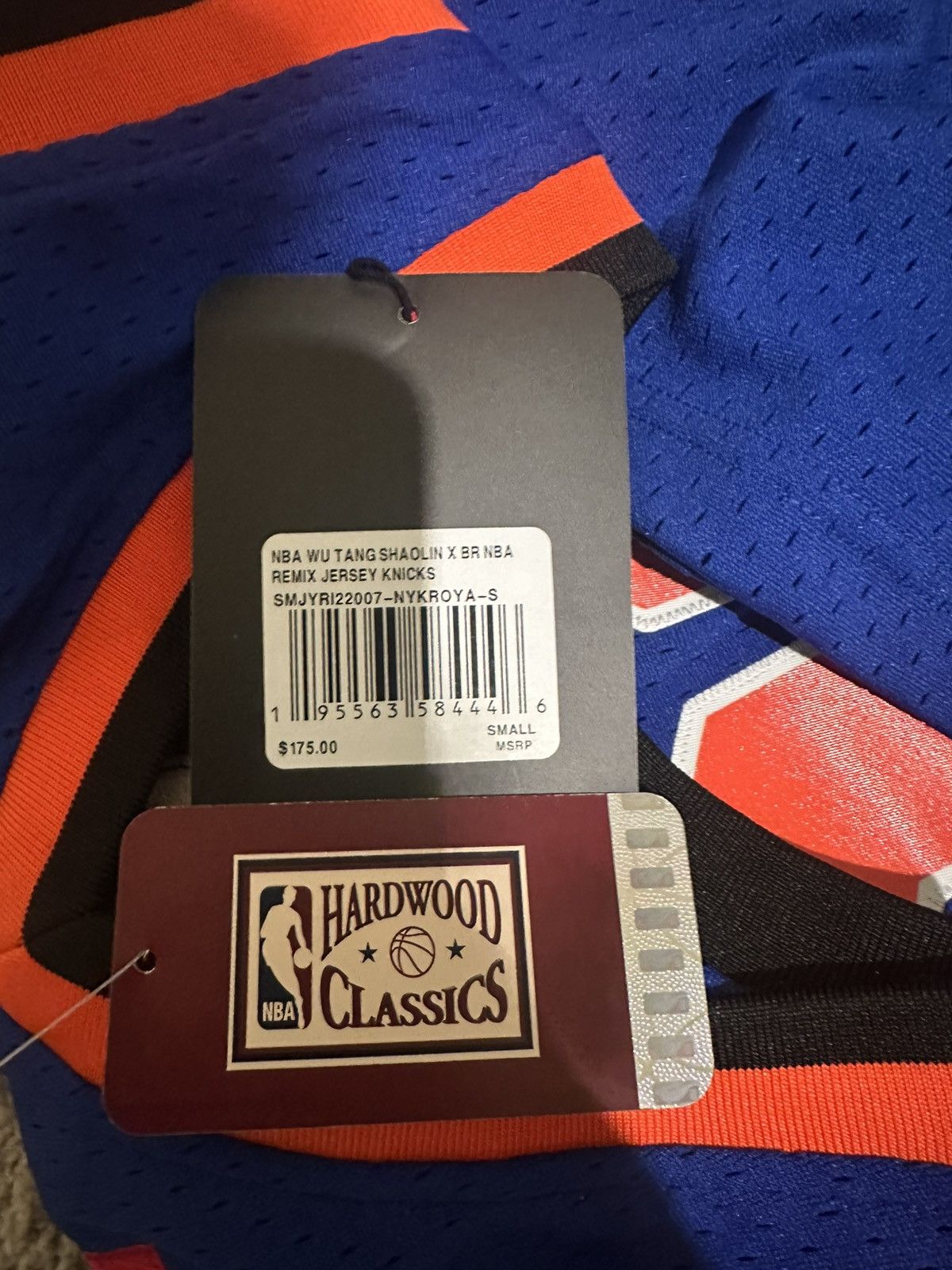 Mitchell & Ness NBA WU TANG SHAOLIN X BRNBA REMIX JERSEY KNICKS (SMALL) Size US S / EU 44-46 / 1 - 15 Thumbnail