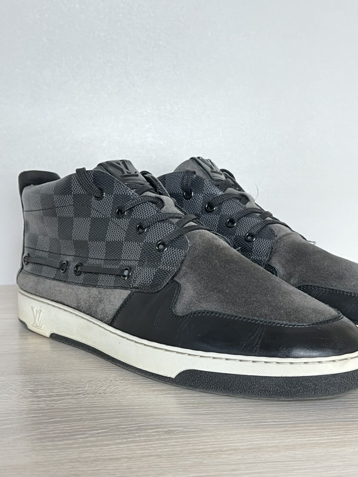 Louis Vuitton Louis Vuitton Damier Graphite Leather Mid-Top Sneaker Size US 10 / EU 43 - 5 Thumbnail