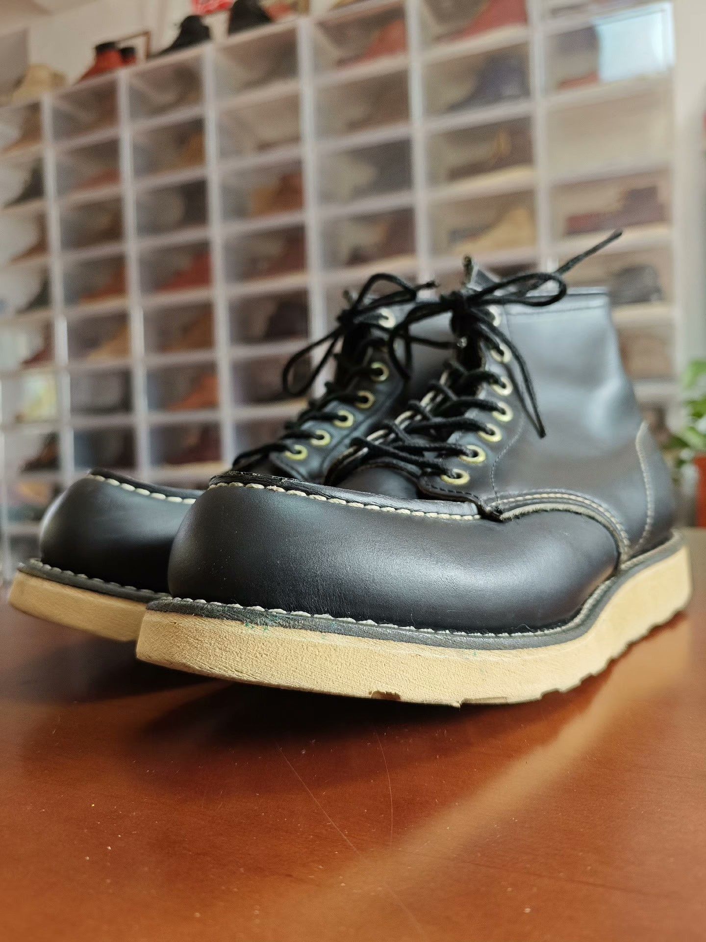 Red Wing Red Wing 8130 Work Boots Size US 8 / EU 41 - 1 Thumbnail