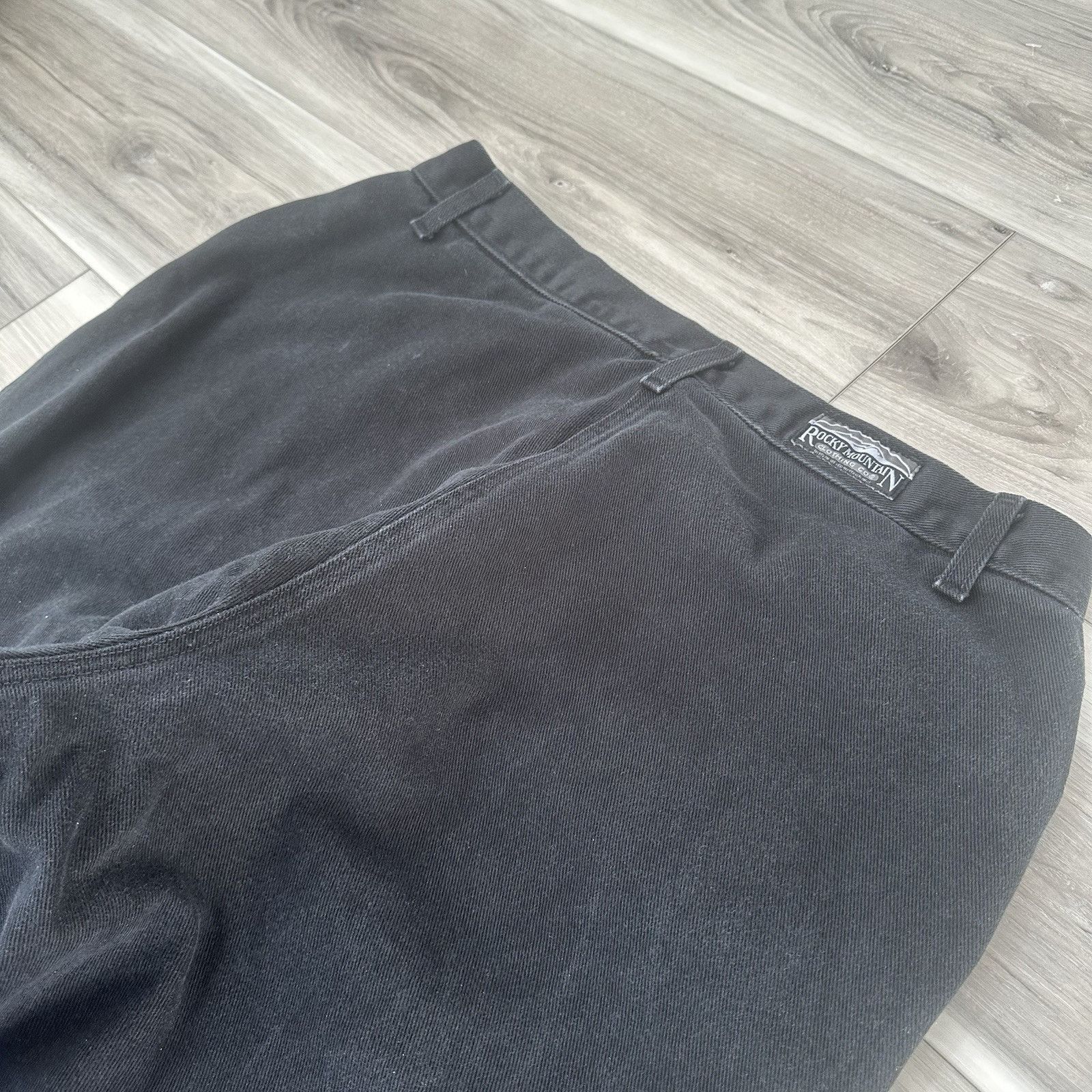 Vintage Rocky Mountain Vintage Jeans Women's 33x34 Black Bareback Size 33" - 9 Thumbnail