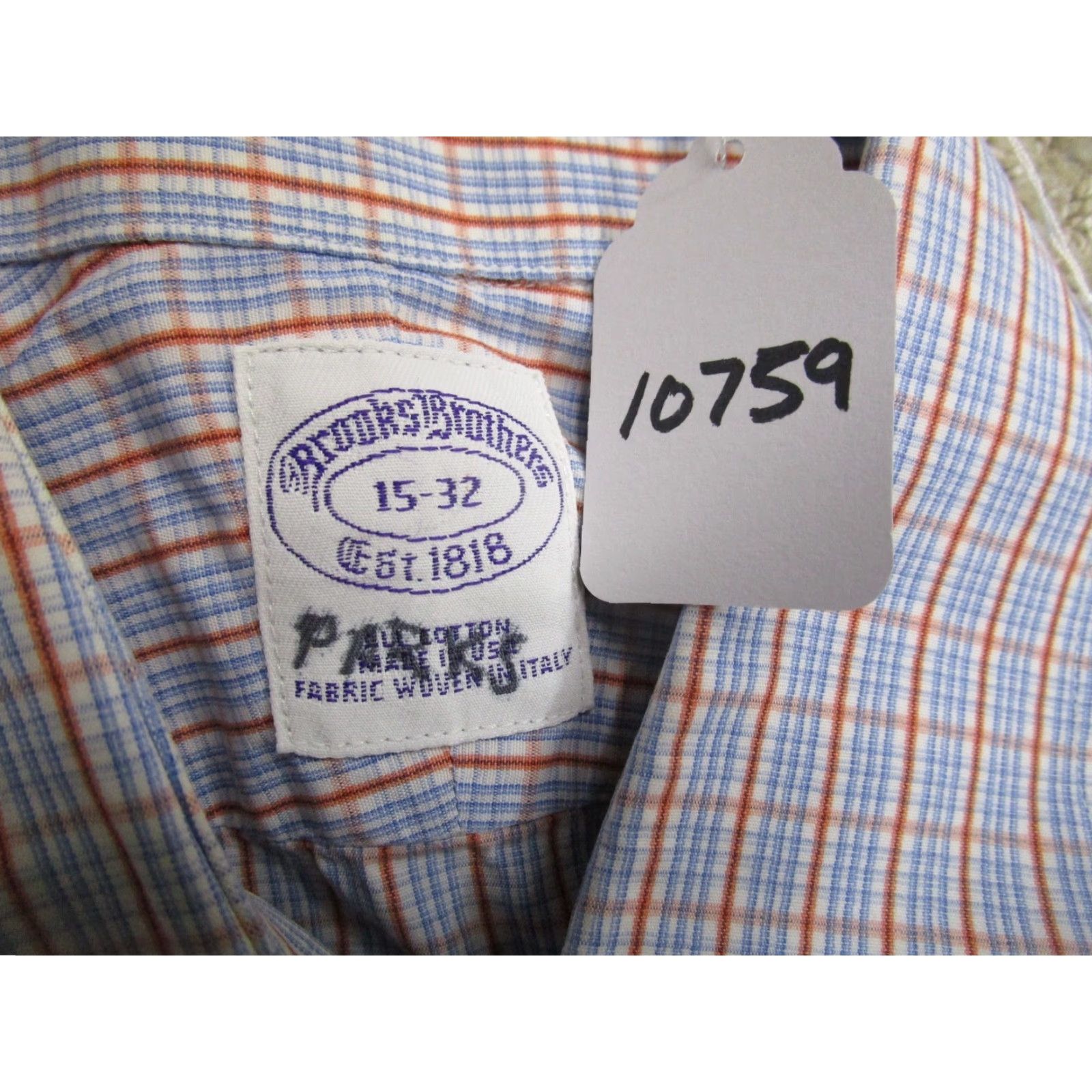 Brooks Brothers Brooks Brothers Shirt Mens 15 32 Blue White Long Sleeve Button-Up Cutaway Plaid USA 90s Vintage cardigan? Size US M / EU 48-50 / 2 - 7 Thumbnail