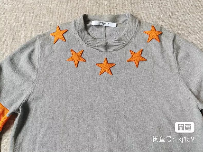 Givenchy Givenchy Five-pointed Star Embroidered Knitted Sweater Size US S / EU 44-46 / 1 - 3 Thumbnail