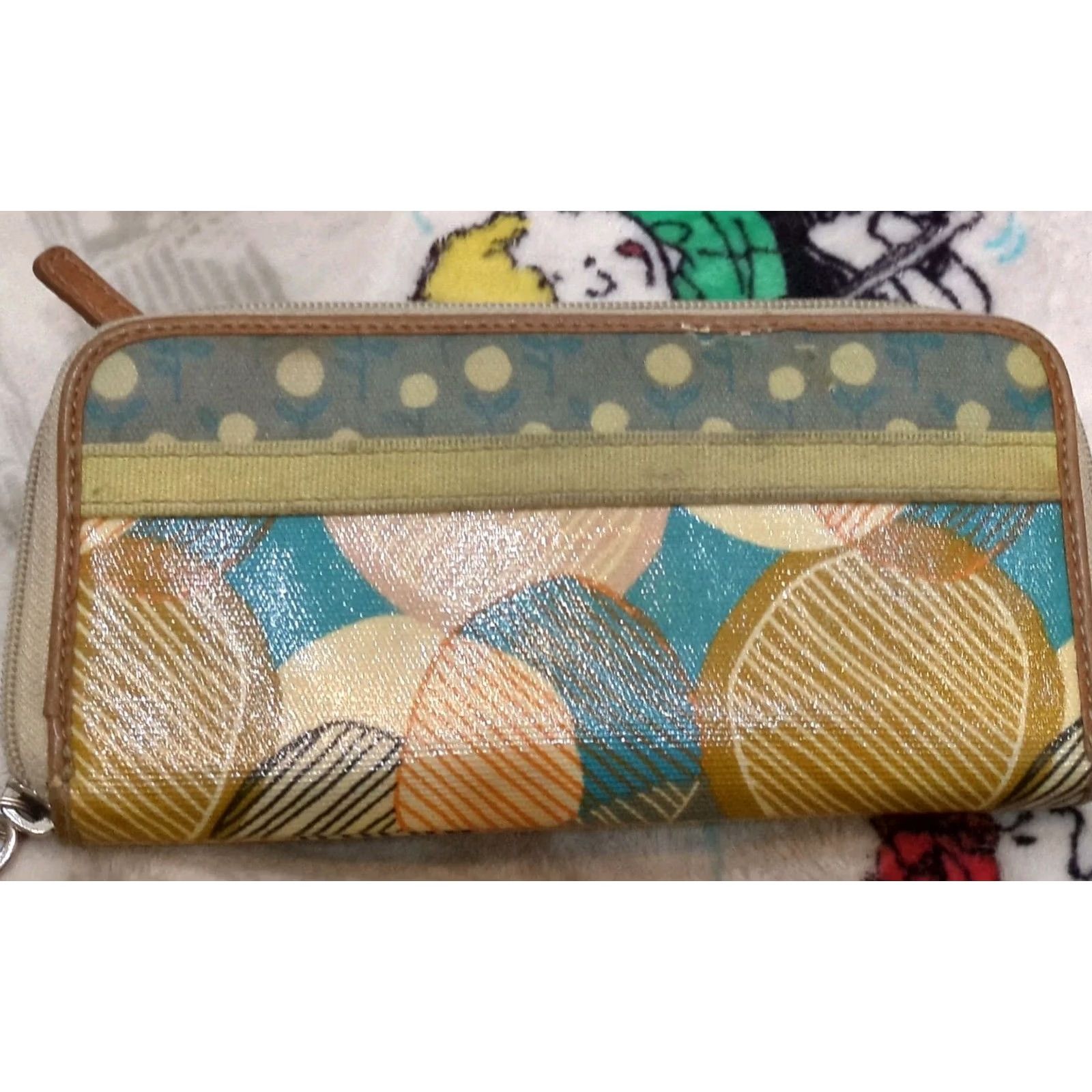 Fossil Fossil Zip-Around Wallet Geometric Pattern Multicolor Coated Canvas Womens One Size 8" x 3.5" Credit Card Size ONE SIZE - 4 Thumbnail