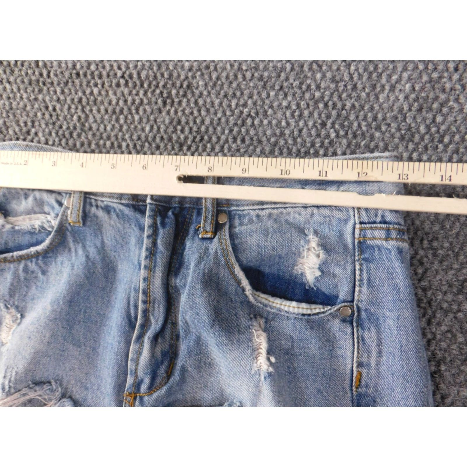 Vintage Articles of Society Womens Shorts 24 blue distressed cut light denim Cut-Off Flat Front Zip Size 42" / US 20 - 4 Thumbnail