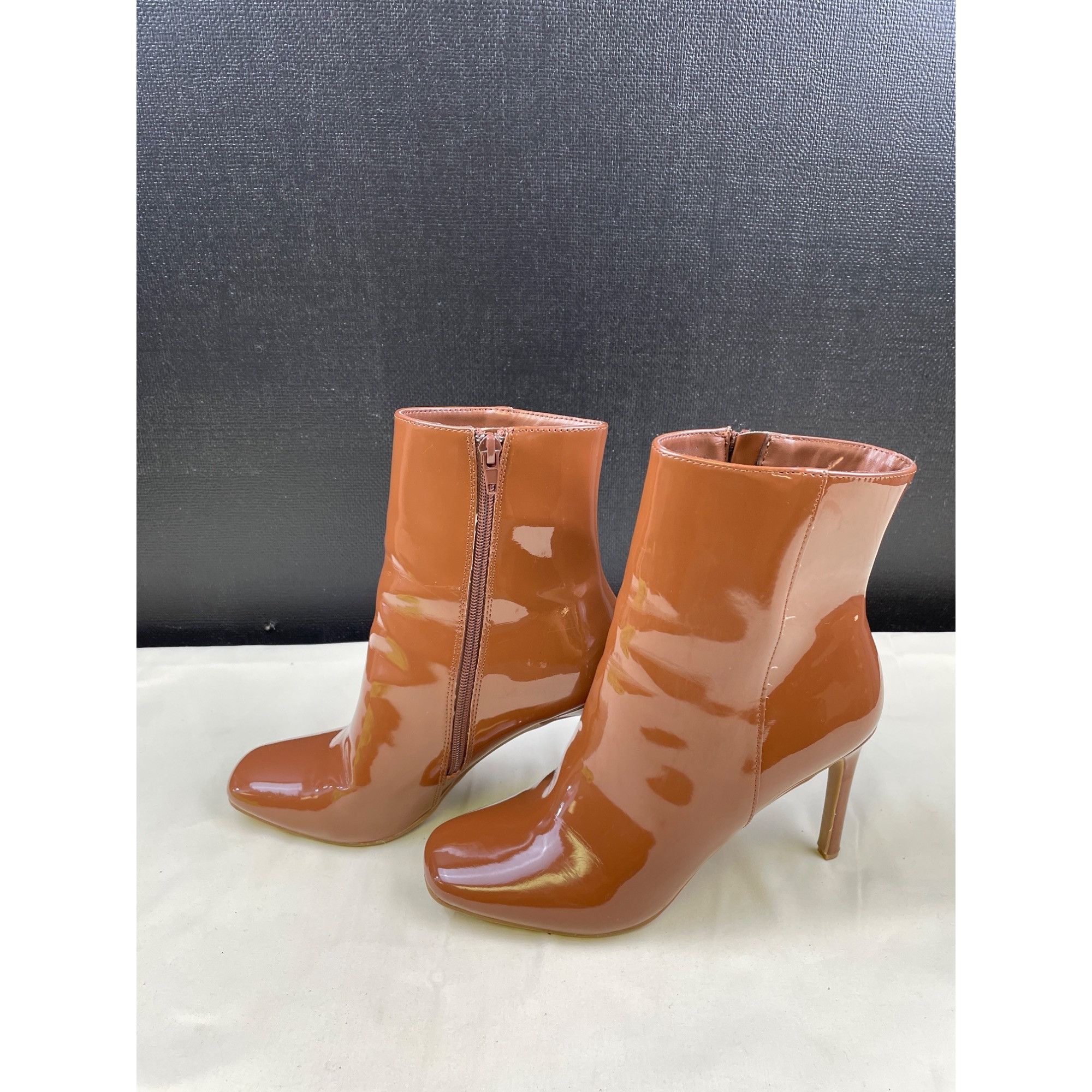 Other Anne Michelle Women's Brown Patent Boots/ Shoes Heel 3.75" S Size US 8 / IT 38 - 1 Thumbnail
