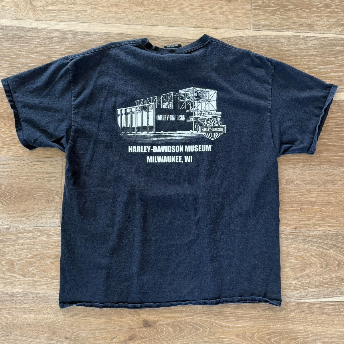 Harley Davidson Vintage Harley Davidson Museum Wisconsin Tee Size US XXL / EU 58 / 5 - 2 Thumbnail