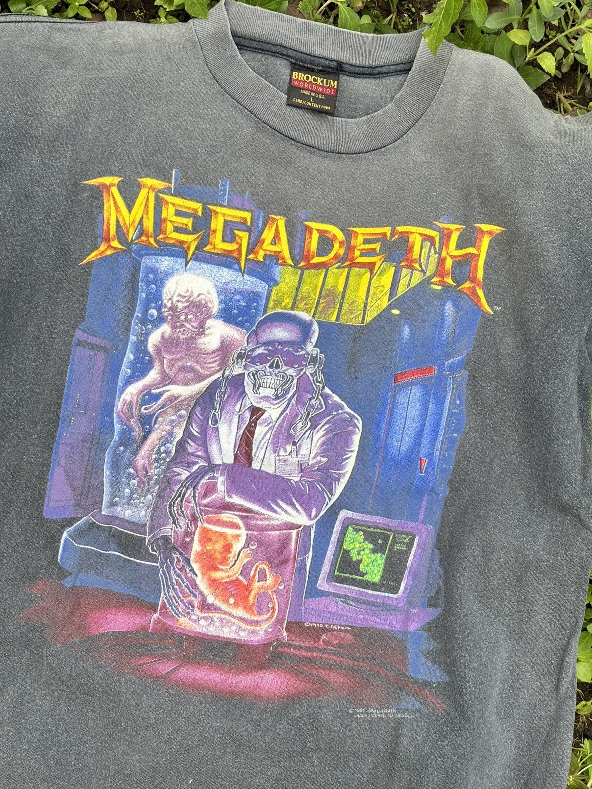 Other MEGADETH HANGAR 18 brockum L Size US L / EU 52-54 / 3 - 3 Thumbnail