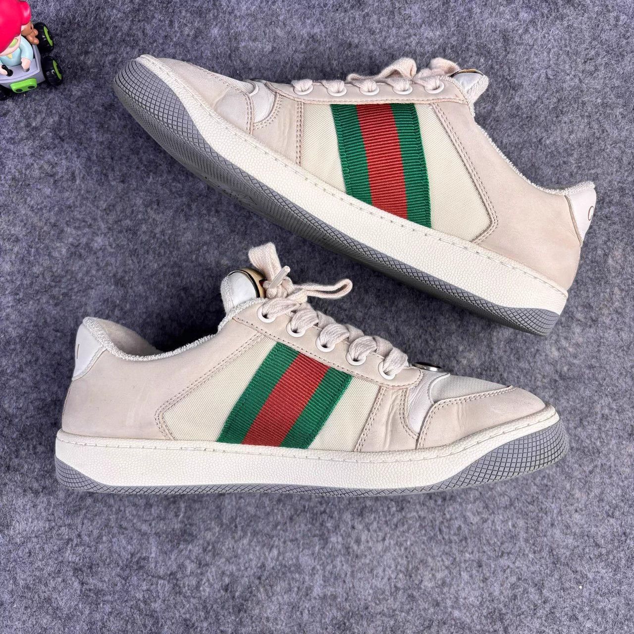 Gucci GUCCI Cream Stripe Sneakers 36.5 95 New Size US 5.5 / IT 35.5 - 6 Thumbnail