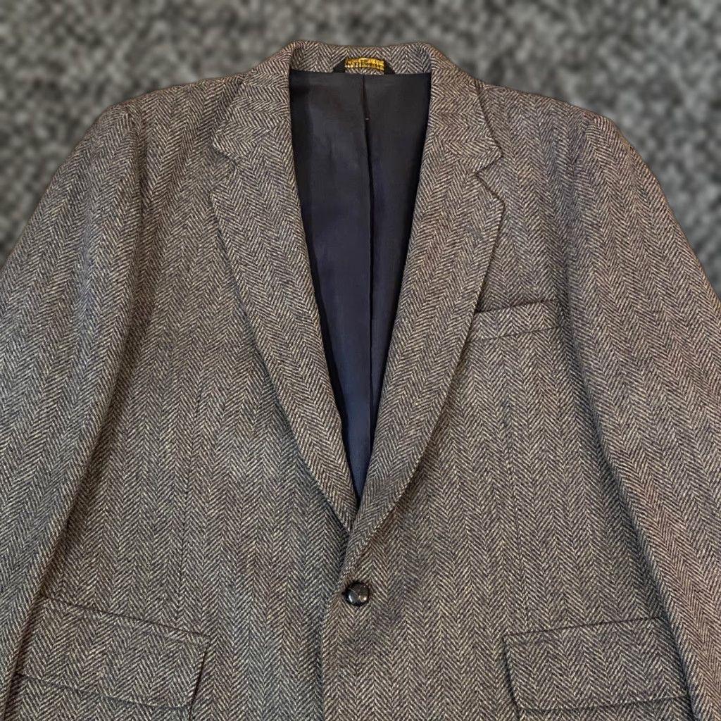 Haggar VINTAGE Haggar Imperial Herringbone Blazer Mens 46L Wool Tweed Wool Sport Coat Gray Blazer Long Button Notch 100% Wool Casual Business Menswear Size 46R - 1 Thumbnail