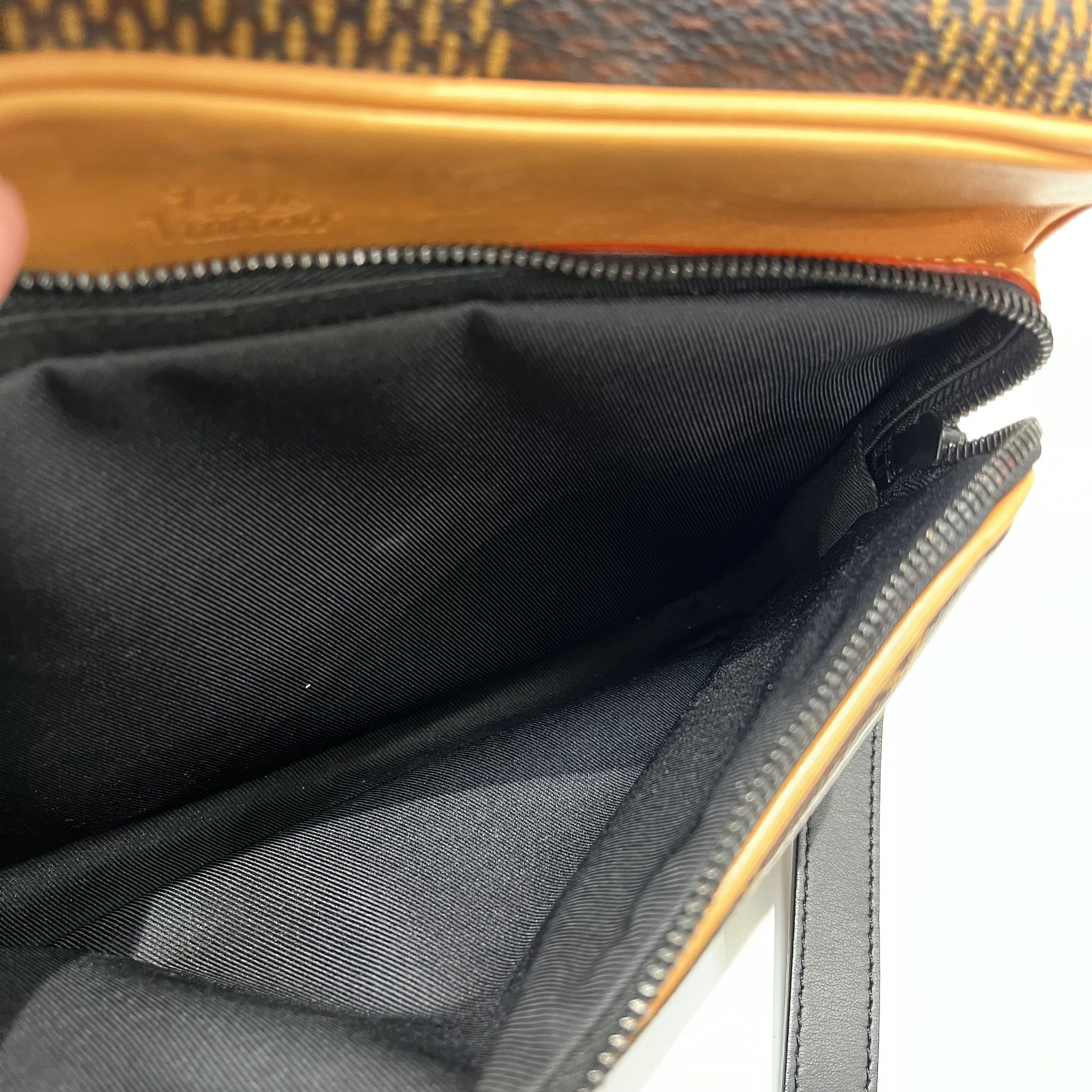 Louis Vuitton × Nigo × Virgil Abloh Louis Vuitton Virgil Abloh x Nigo Nil Messenger Giant Brown Size ONE SIZE - 14 Thumbnail