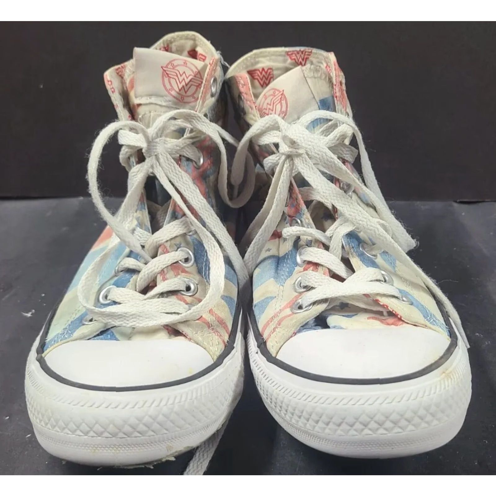 Converse Converse Chuck Taylor DC Comics Wonder Woman High Top Sneaker Unisex Adults 9.5 White Graphic Logo Custom Theme Comics Size US 10 / IT 40 - 4 Thumbnail