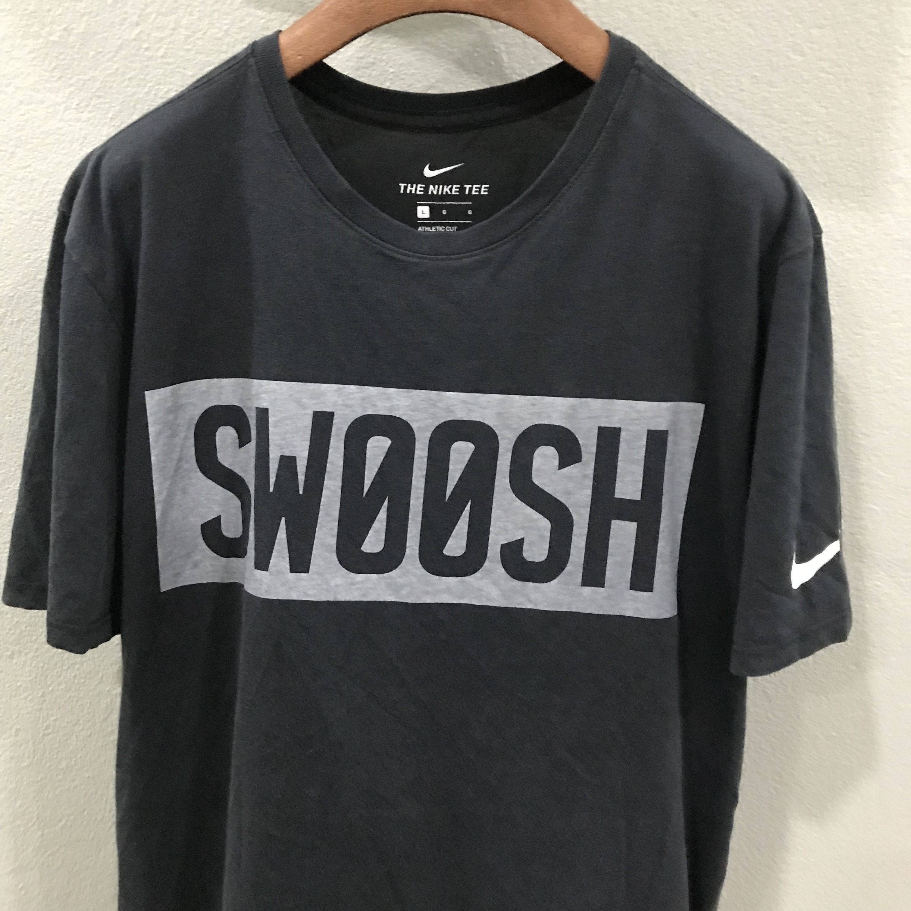 Nike Nike Swoosh Black Shirt Tees Size US L / EU 52-54 / 3 - 3 Thumbnail