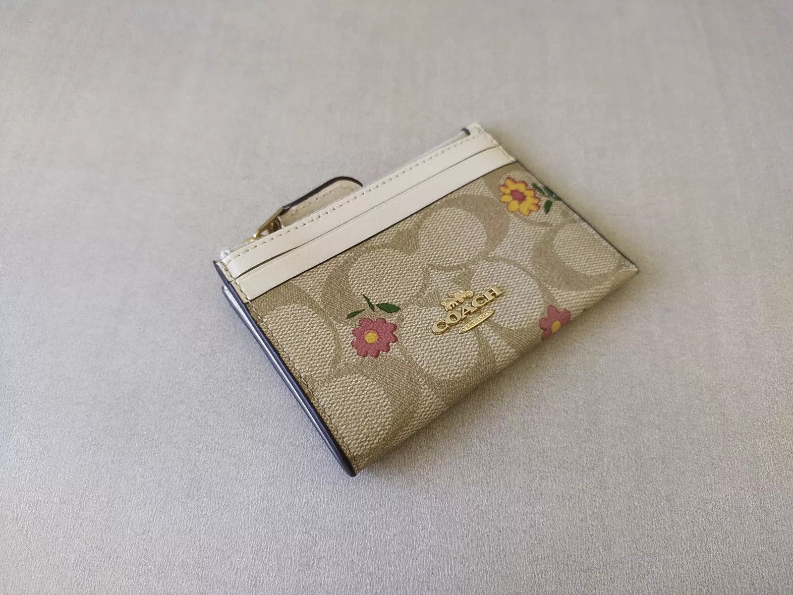 Coach Coach Mini Skinny ID zip CardCase in signature canvas T 9102 Size ONE SIZE - 7 Thumbnail