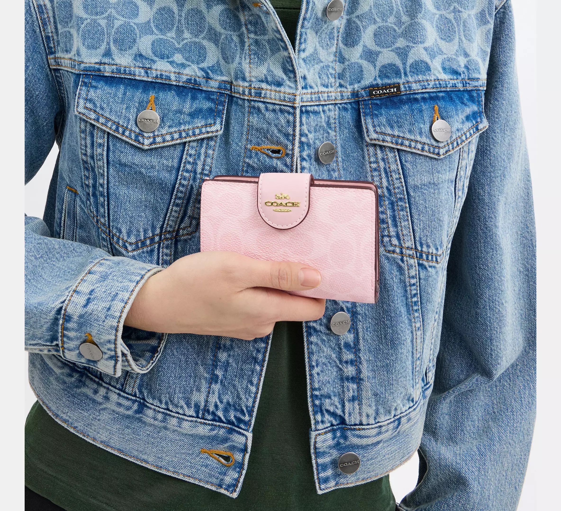 Coach Medium Corner Zip Wallet In Signature Canvas CW786 Size ONE SIZE - 8 Thumbnail