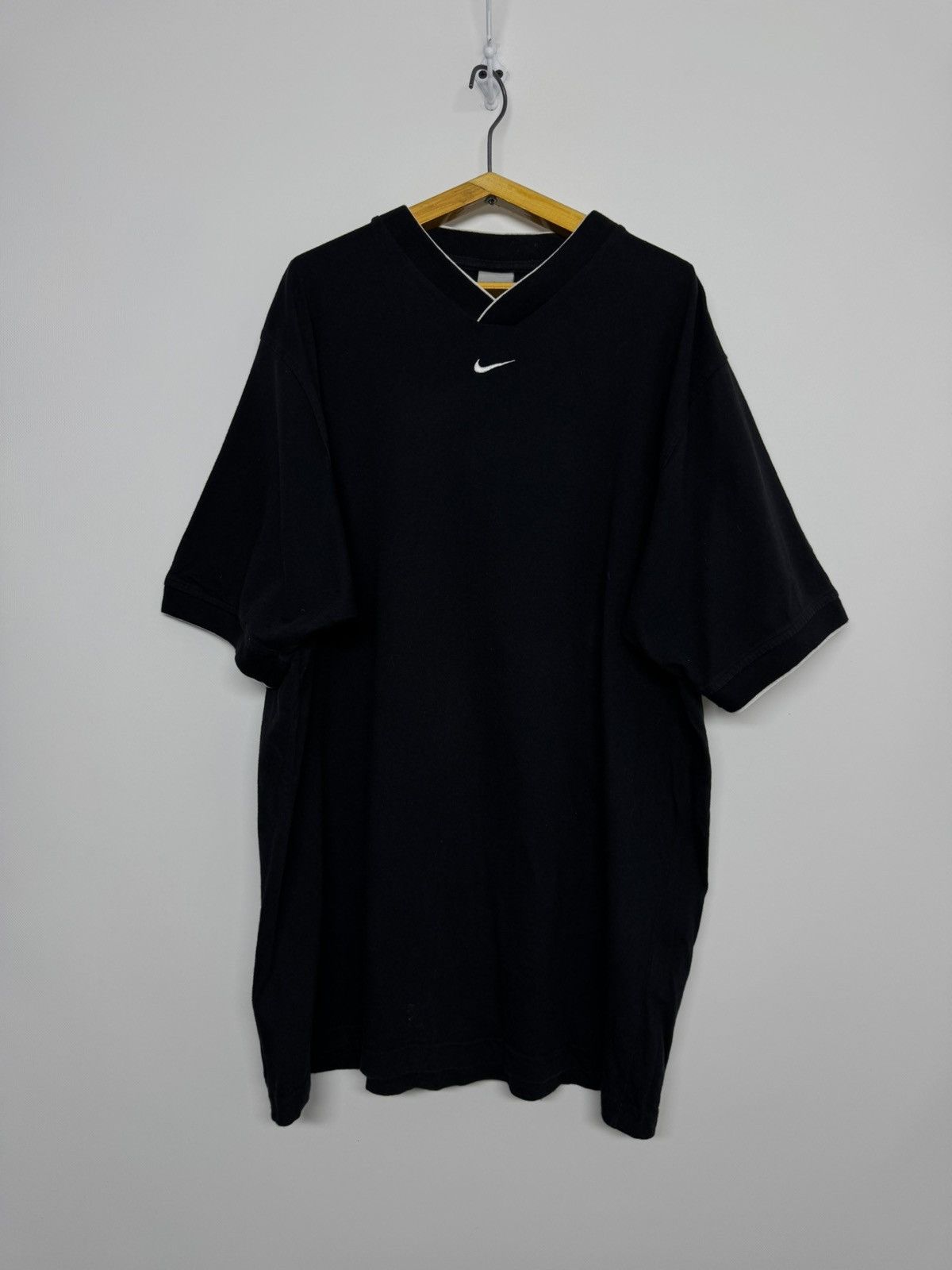 Nike Vintage Nike Center Swoosh Tee Y2K 90’s Streetwear rare Size US XL / EU 56 / 4 - 1 Thumbnail