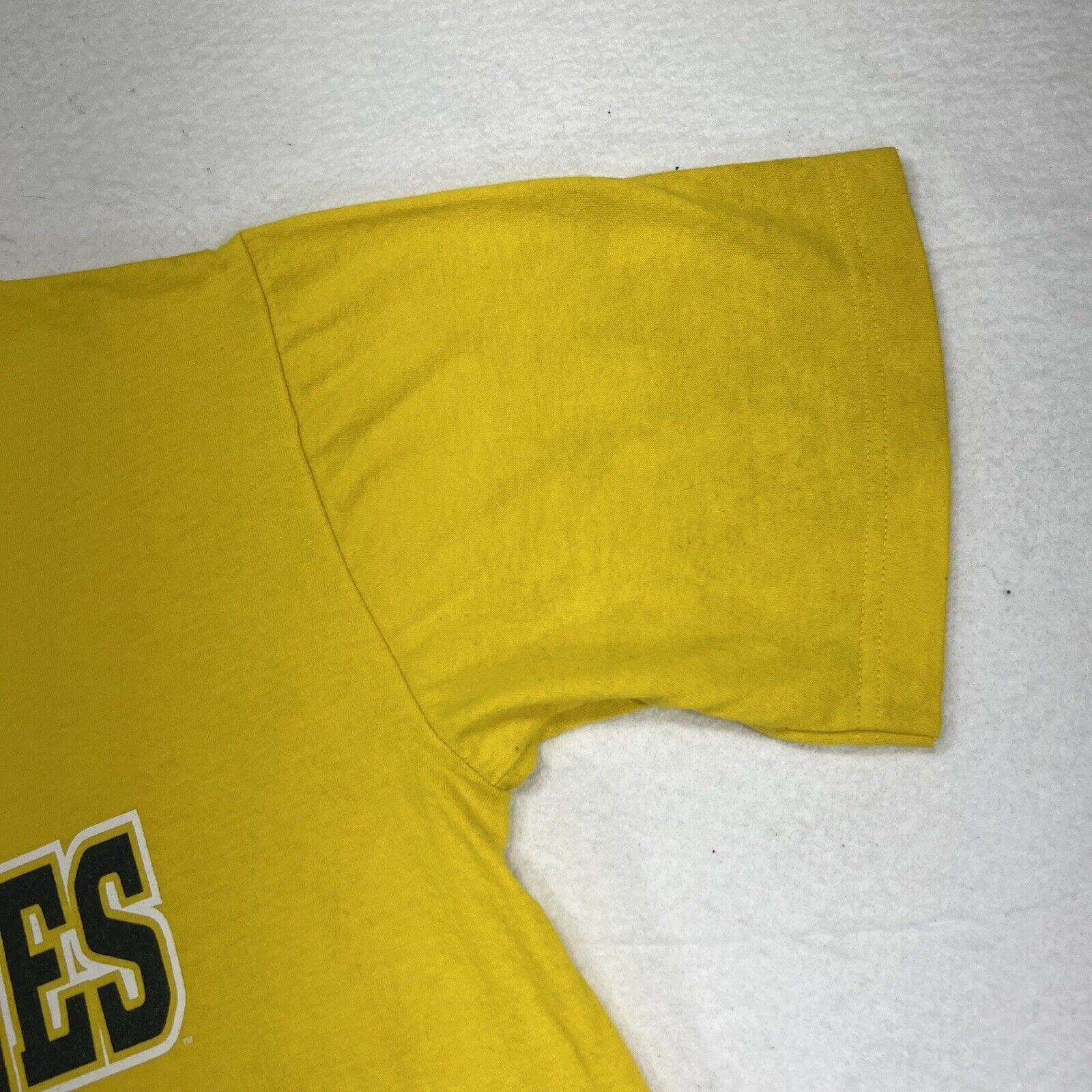 Pro Edge ProEdge University Of Michigan Wolverine Men’s Large Tee Size US L / EU 52-54 / 3 - 5 Thumbnail