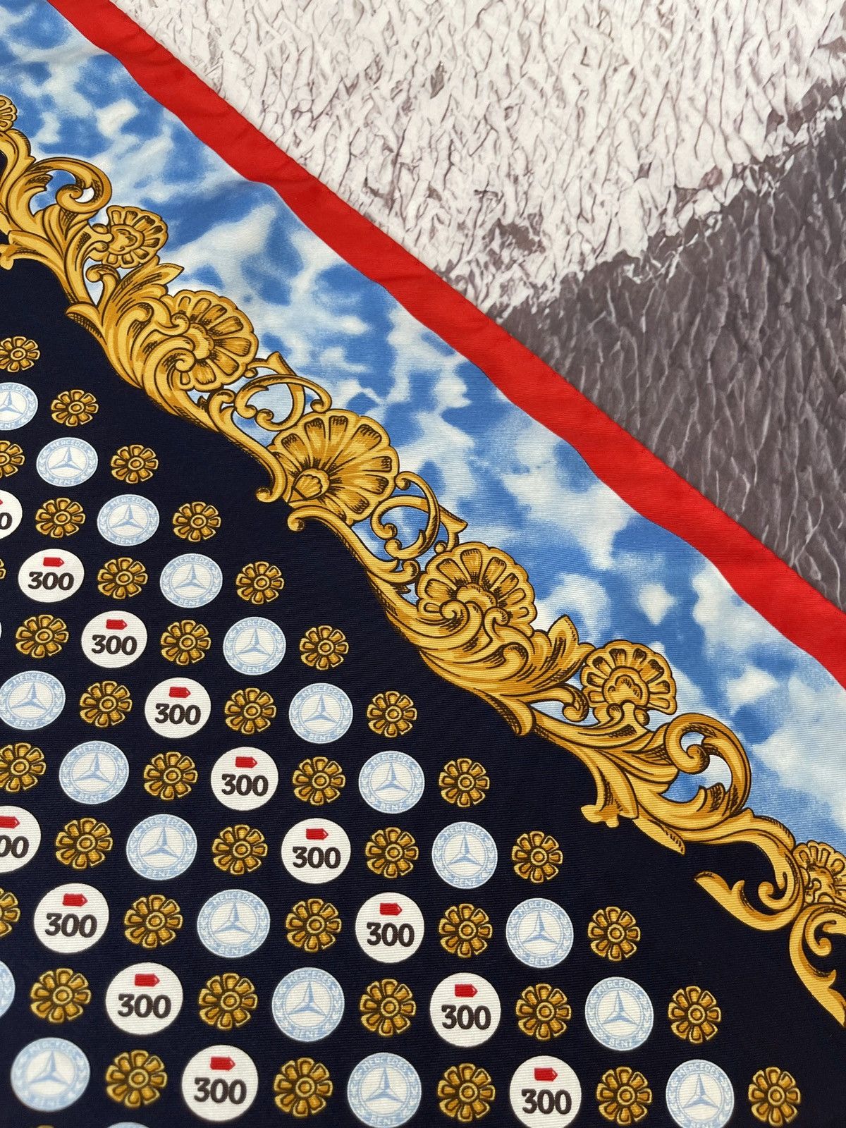 Mercedes-Benz Mercedes-Benz Collection Classic 1000 miglia silk scarf rare Size ONE SIZE - 10 Thumbnail