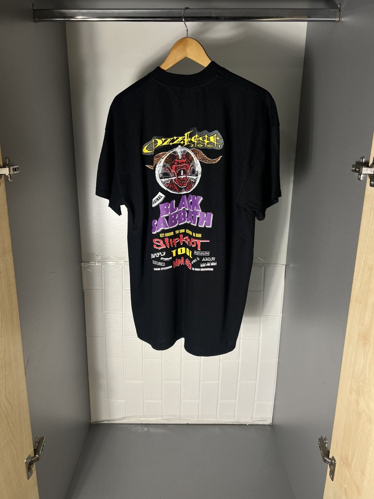 Band Tees VINTAGE OZZFEST WORLD TOUR ROCK T-SHIRT RETRO METAL Y2K 90s Size US XL / EU 56 / 4 - 9 Thumbnail