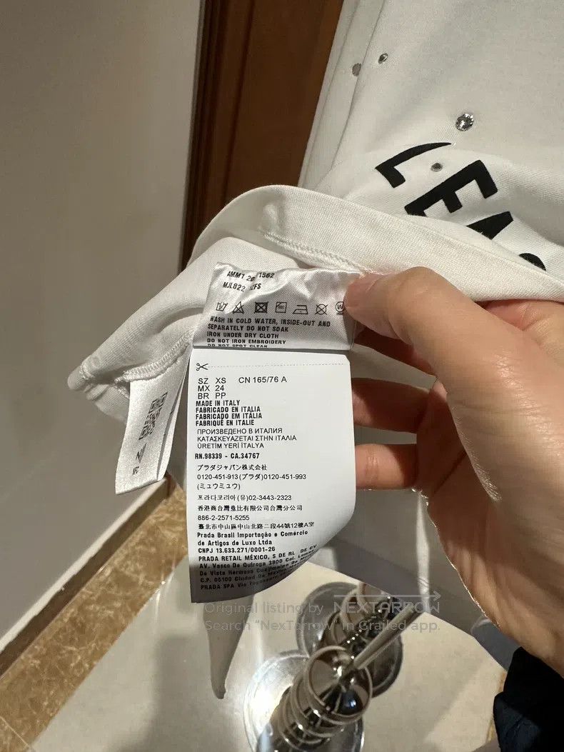 Miu Miu Miu Miu Size XS Crop Tops Size XS / US 0-2 / IT 36-38 - 9 Thumbnail