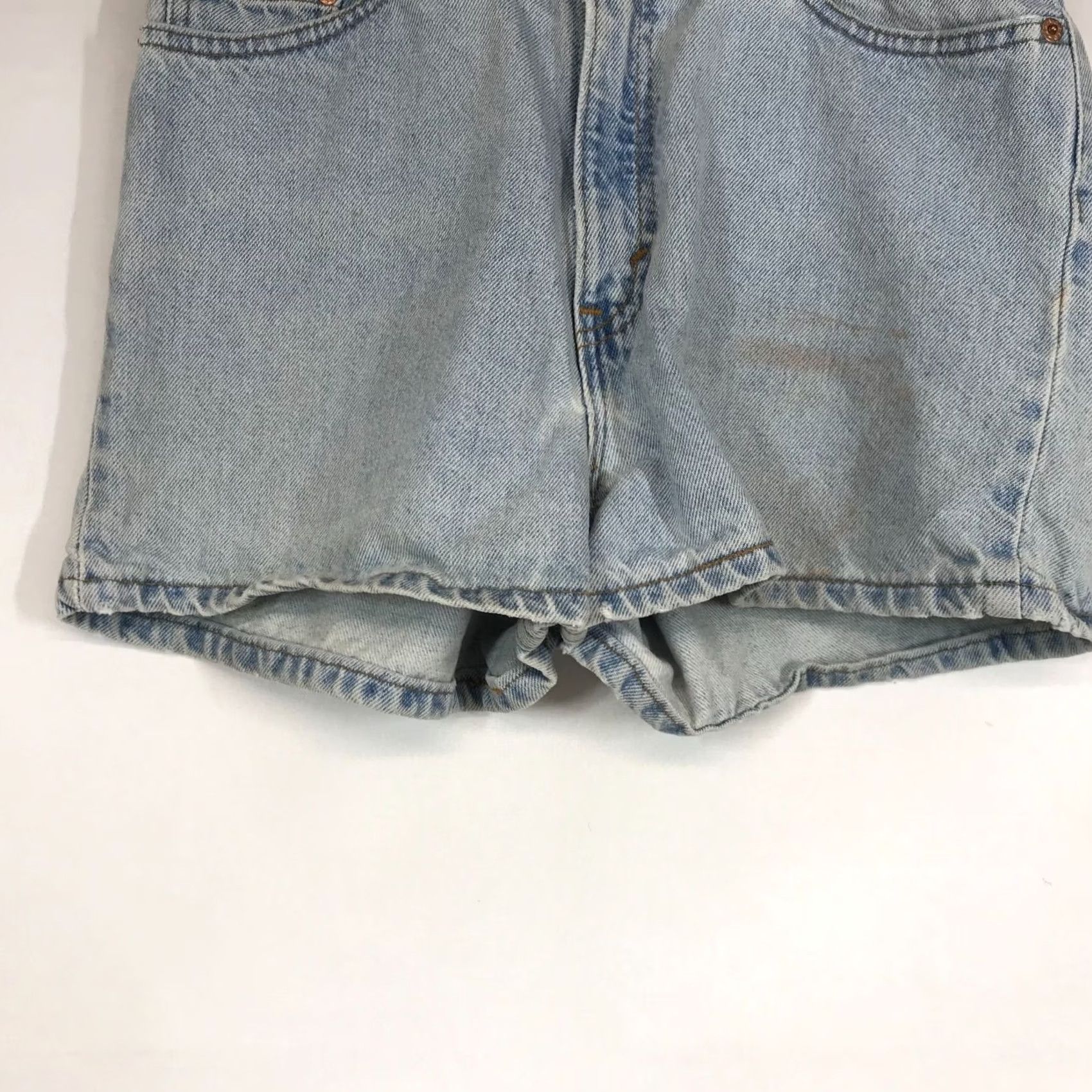 Levi's LEVI'S Juniors 11 BLUE 512 Slim Fit Denim Jean Shorts VINTAGE USA Jeans Shorts Women 11 Blue Slimming Denim 90s? Size 32" / US 10 / IT 46 - 3 Thumbnail