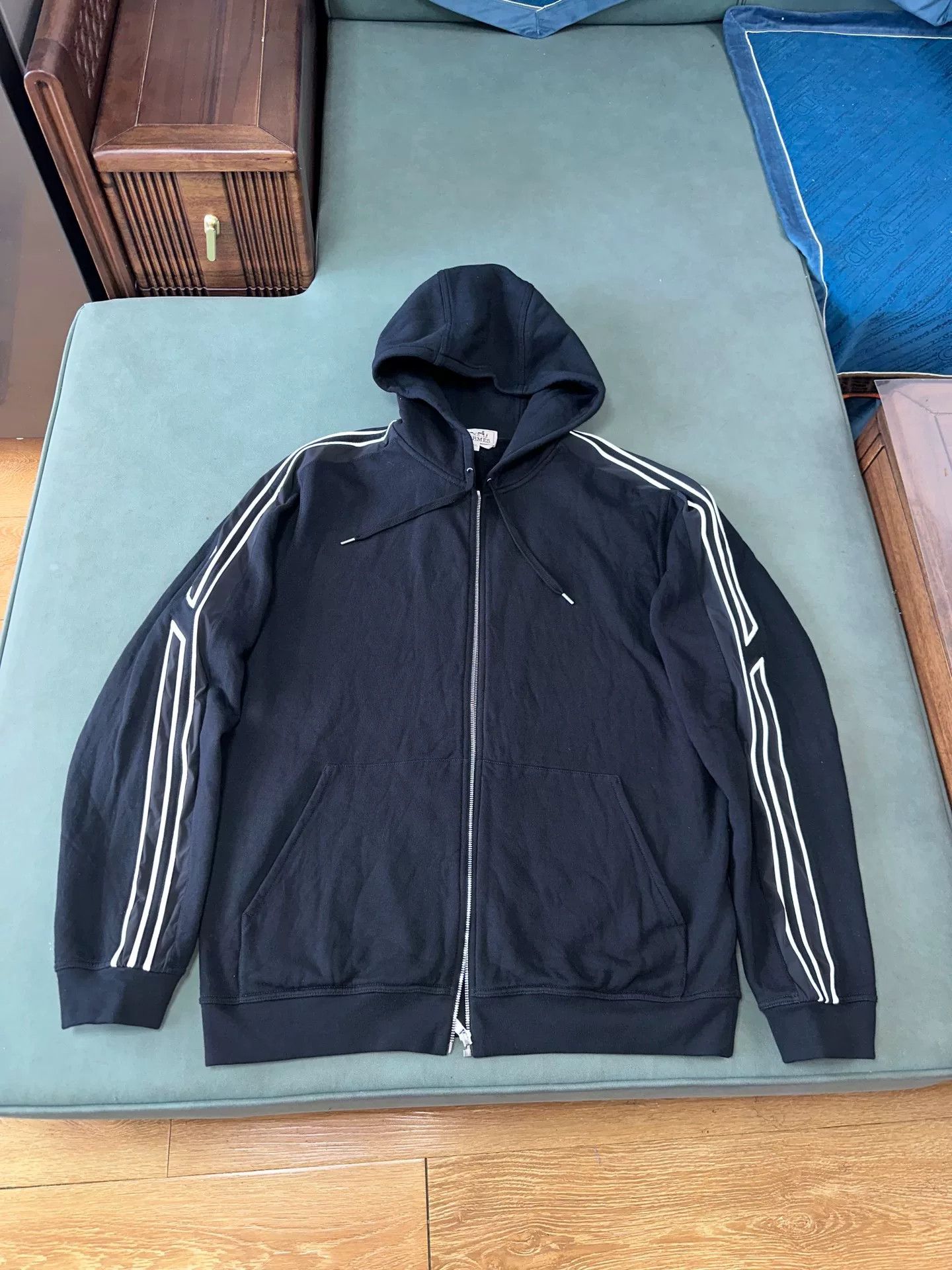 Hermes Hermes FW23 Striped Hoodie Sweatshirt Size US XXL / EU 58 / 5 - 1 Thumbnail