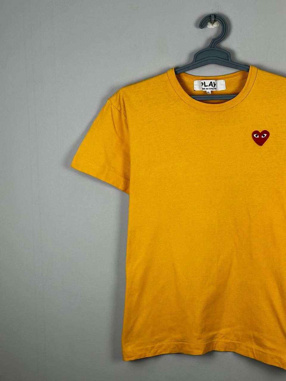 Comme des Garcons PLAY Comme des Garcons PLAY Heart Logo Streetwear T Shirt Size US XL / EU 56 / 4 - 2 Thumbnail