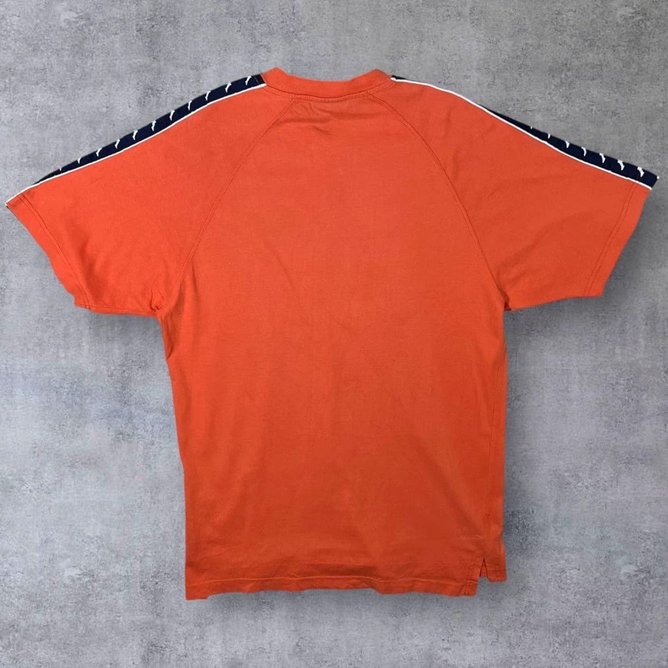 Kappa Vintage Kappa Embroidered Mini Logo Tape Sleeve Orange V-Neck T-Shirt Large Mens Shirts Size US L / EU 52-54 / 3 - 2 Thumbnail