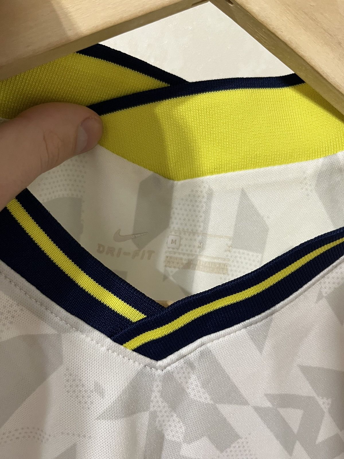 Other Nike Tottenham 20/21 Home Jersey #28 Ndombele Size US M / EU 48-50 / 2 - 3 Thumbnail