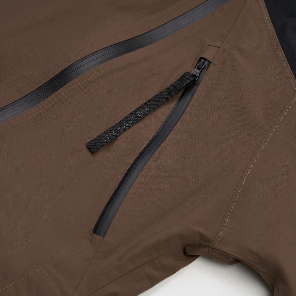 The North Face Urban Exploration DryVent™ HARDSHELL CAPE COAT Size US M / EU 48-50 / 2 - 6 Thumbnail